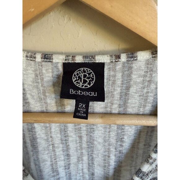 Bobeau 2X Striped Tie Front Faux Wrap Sleeveless Top - Picture 3 of 9